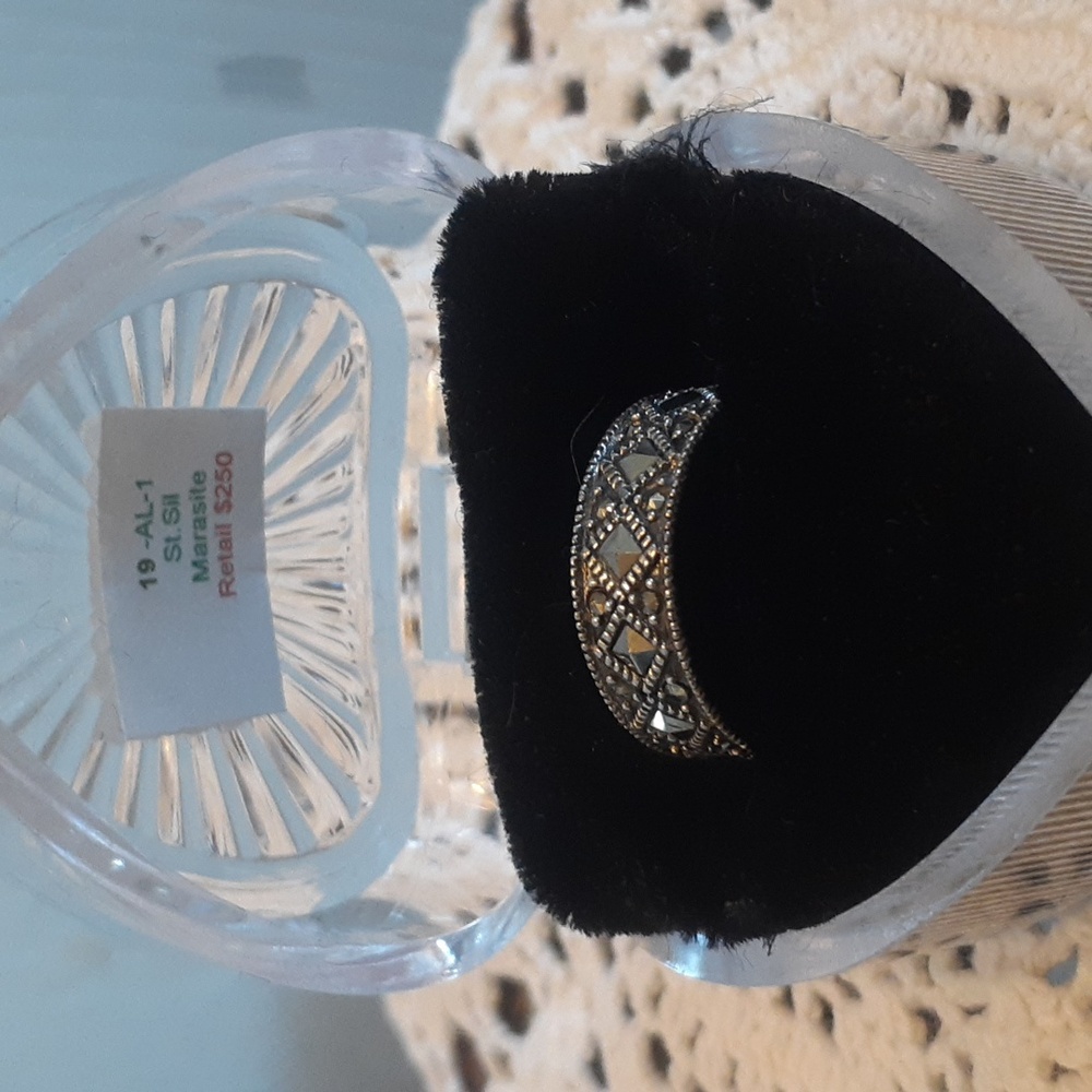 NWT Sterling Silver Marasite Antiqued Ring Size 7 1/2 925